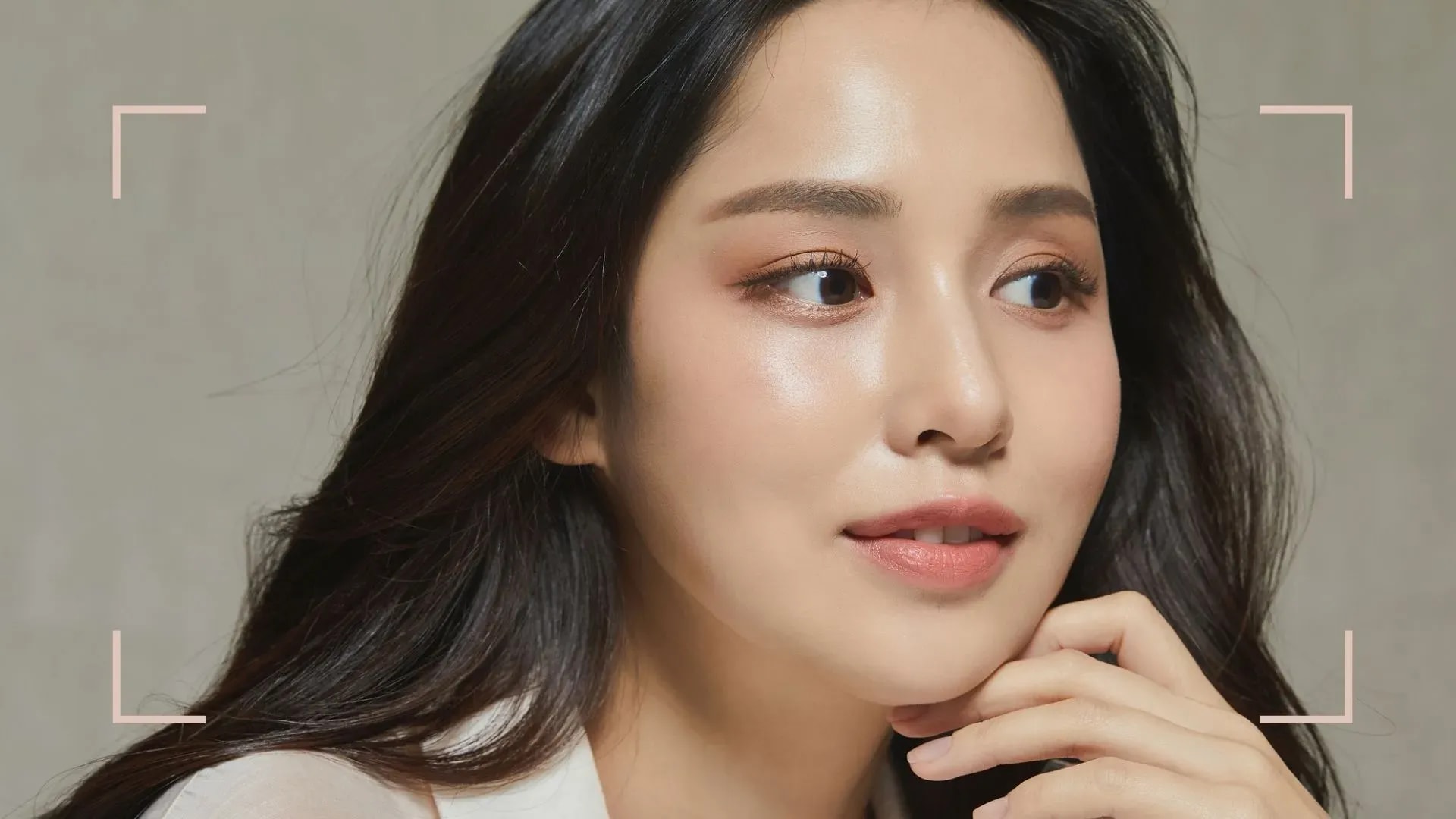 The Glass Skin Routine: A Step-by-Step Guide