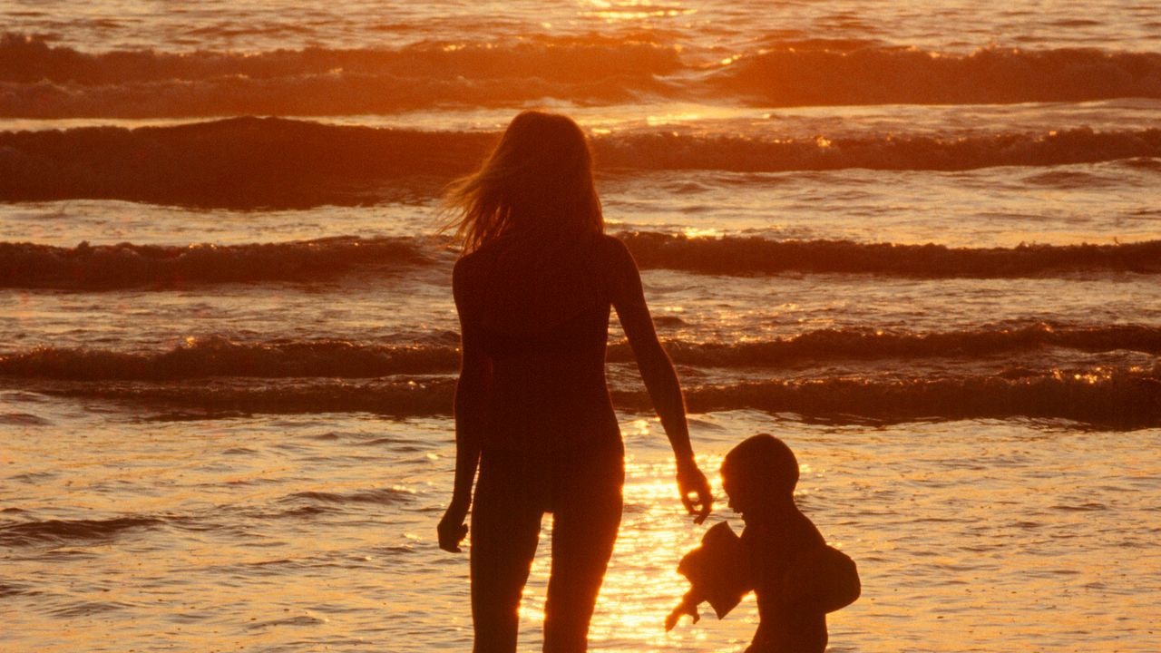 Is Being an Older, Single Mother the New Ideal?